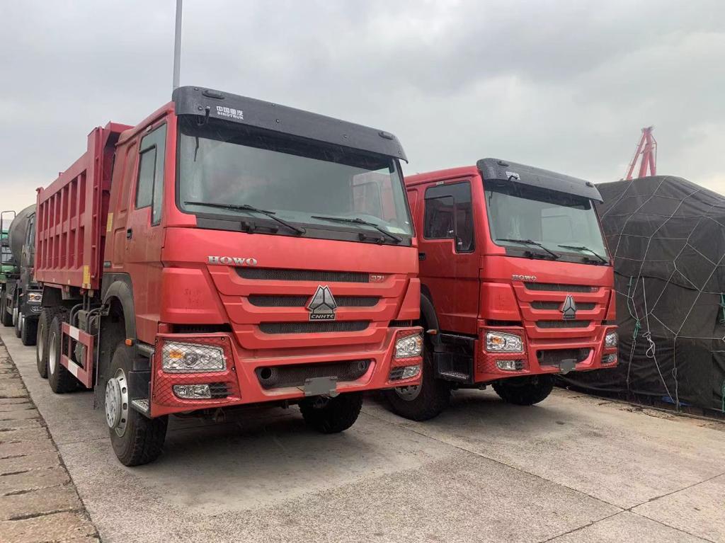 SINOTRUK HOWO 371 — Bennes neuves rouges